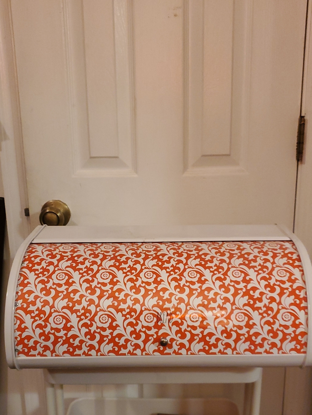 Large, Red& White Print, Lift-Up Lid, Metal, Bread Box
